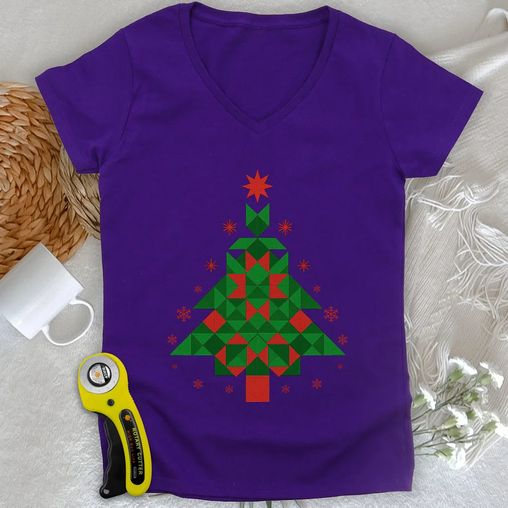 Merry Quiltmas Lady V-neck