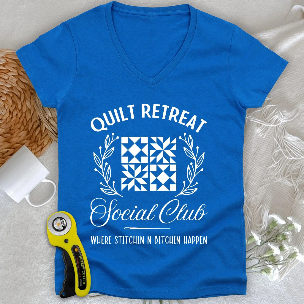 Quilt Retreat Lady V-neck