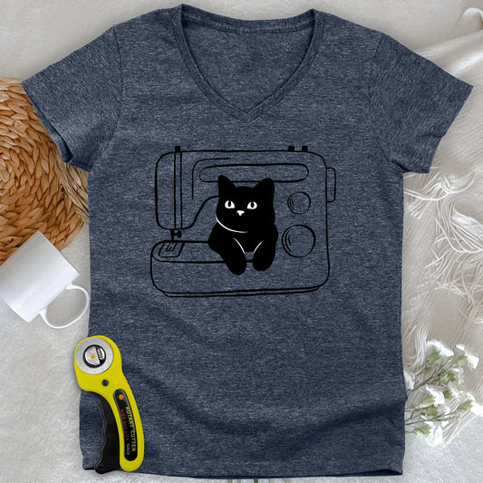 Black cat machine Lady V-neck