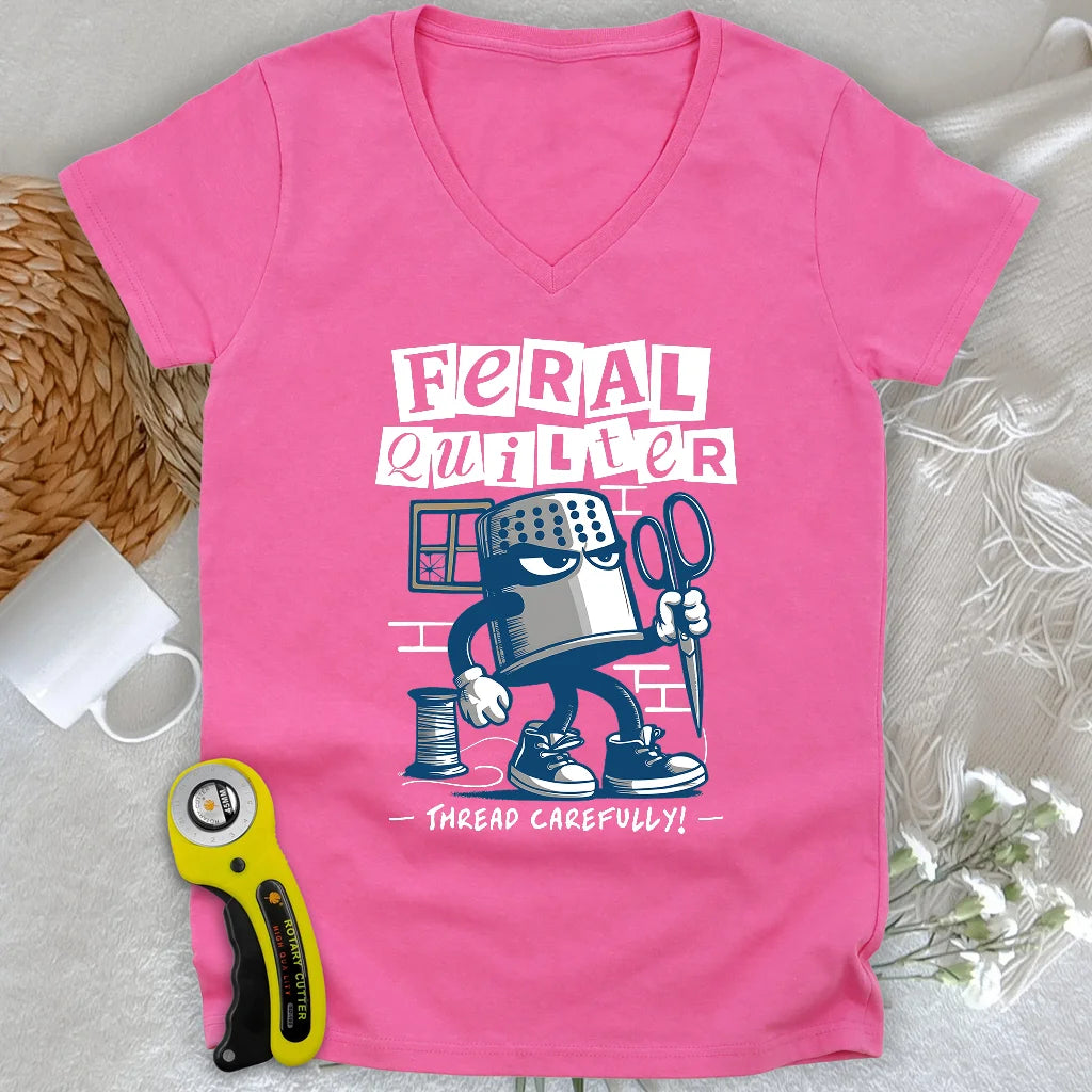 Feral Quilter Lady Col en V