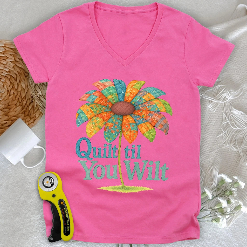 Quilt Wilt V-neck