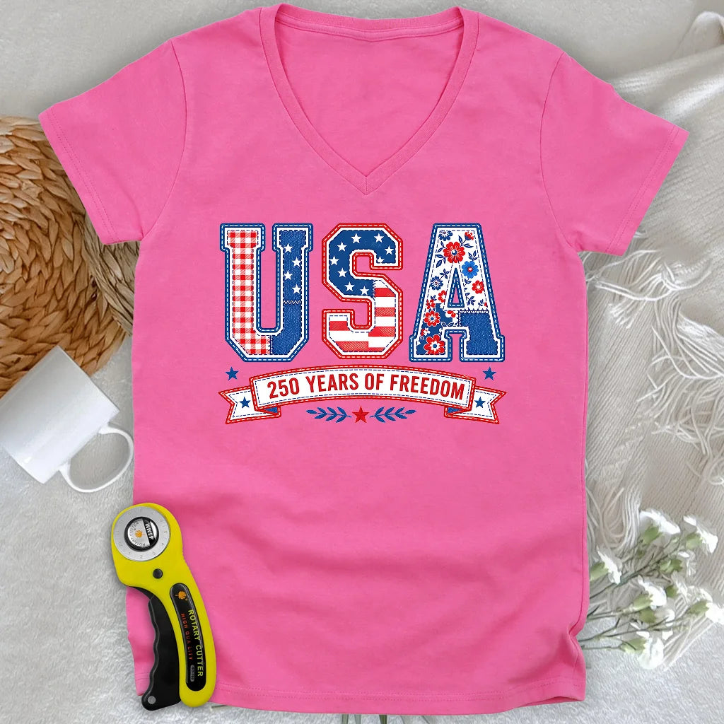 USA Patchwork Freedom Lady V-neck