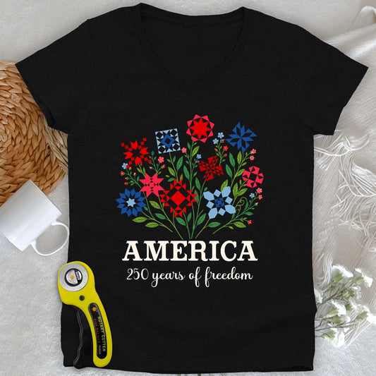 Americana Quilt Blooms Lady V-neck