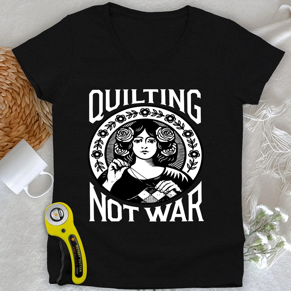 T-shirt col V Femme Matelassage Pas la Guerre