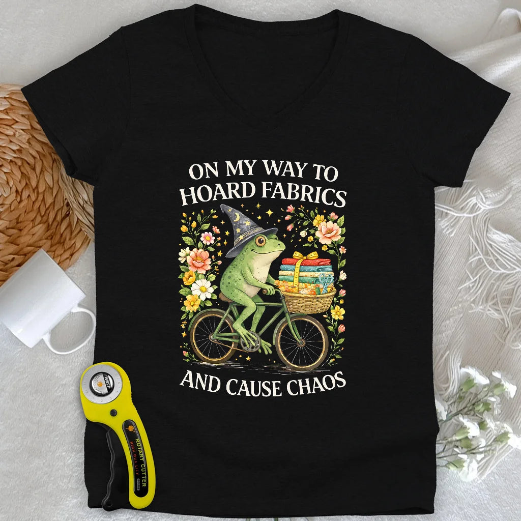 Way To Hoard Fabric Lady V-neck