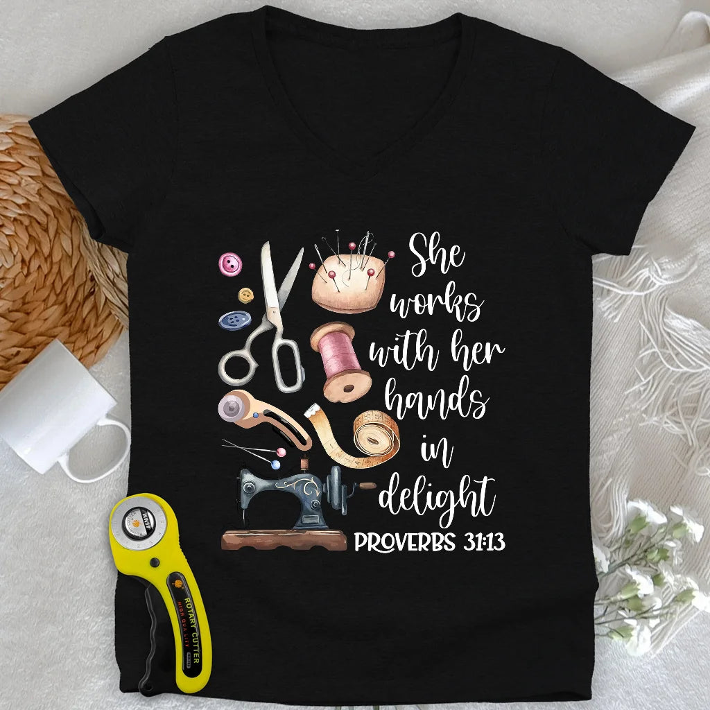 Work In Delight V-neck