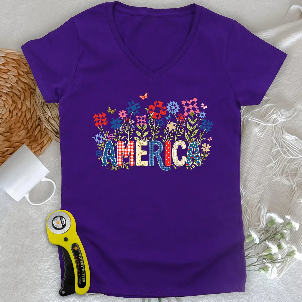 Appliqué America Lady V-neck
