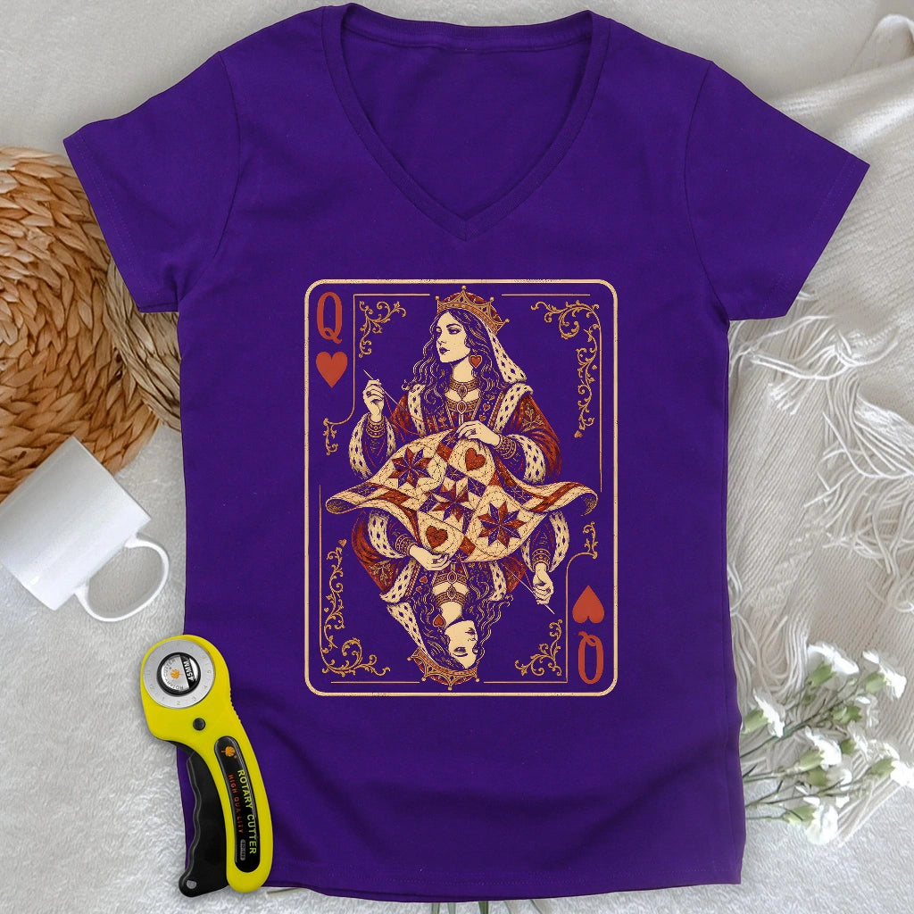 Queen Of Quilt Lady V-neck