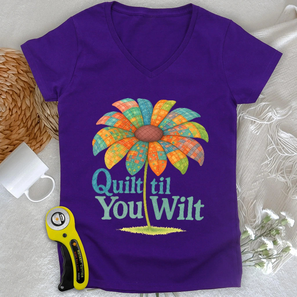 Quilt Wilt V-neck