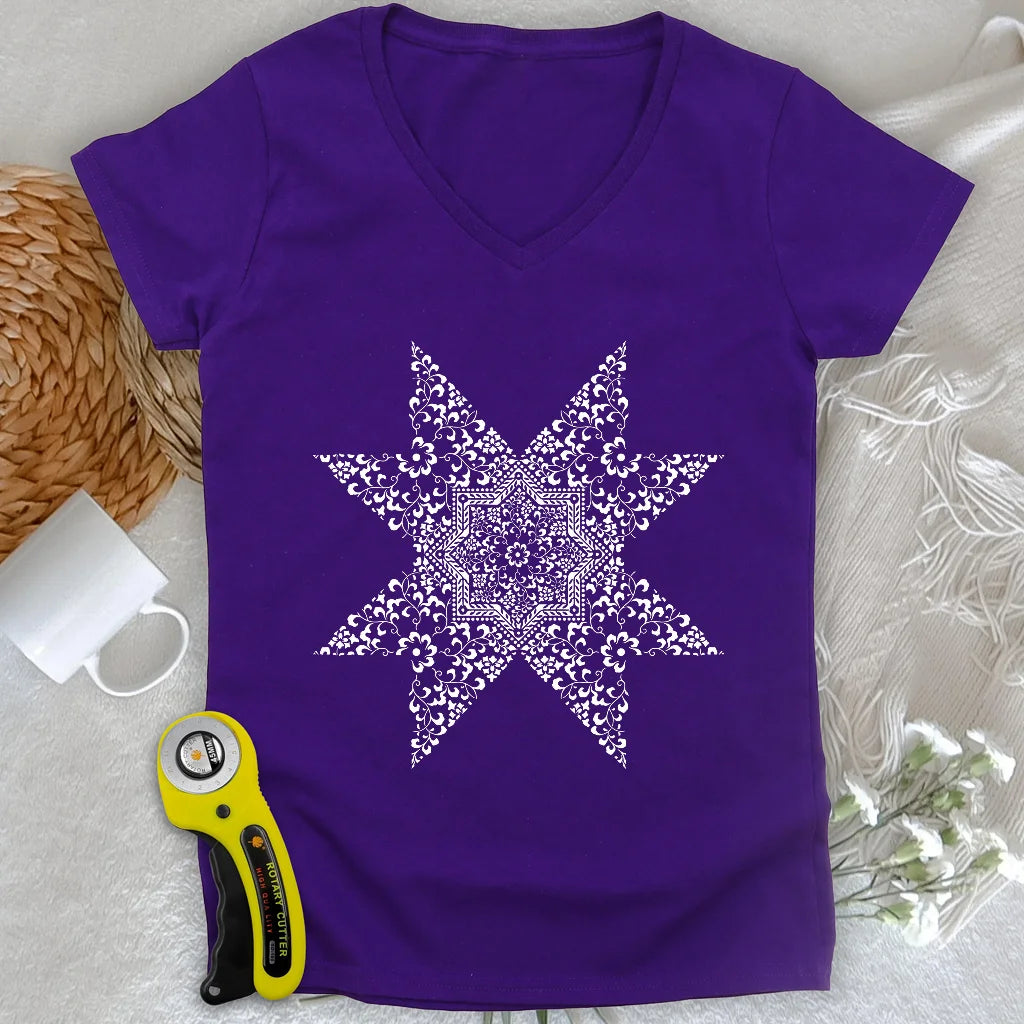 Quilting Mandala Lady V-neck