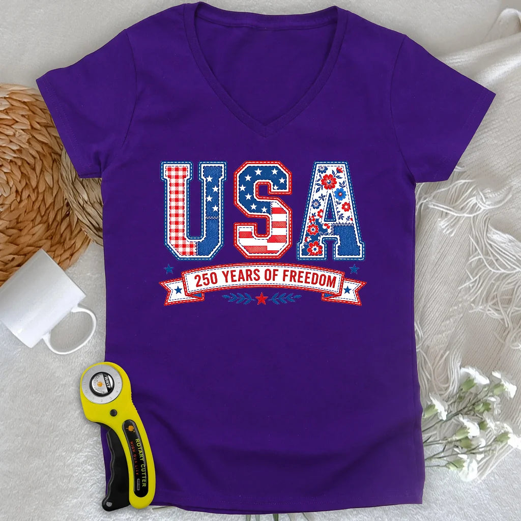 USA Patchwork Freedom Lady V-neck