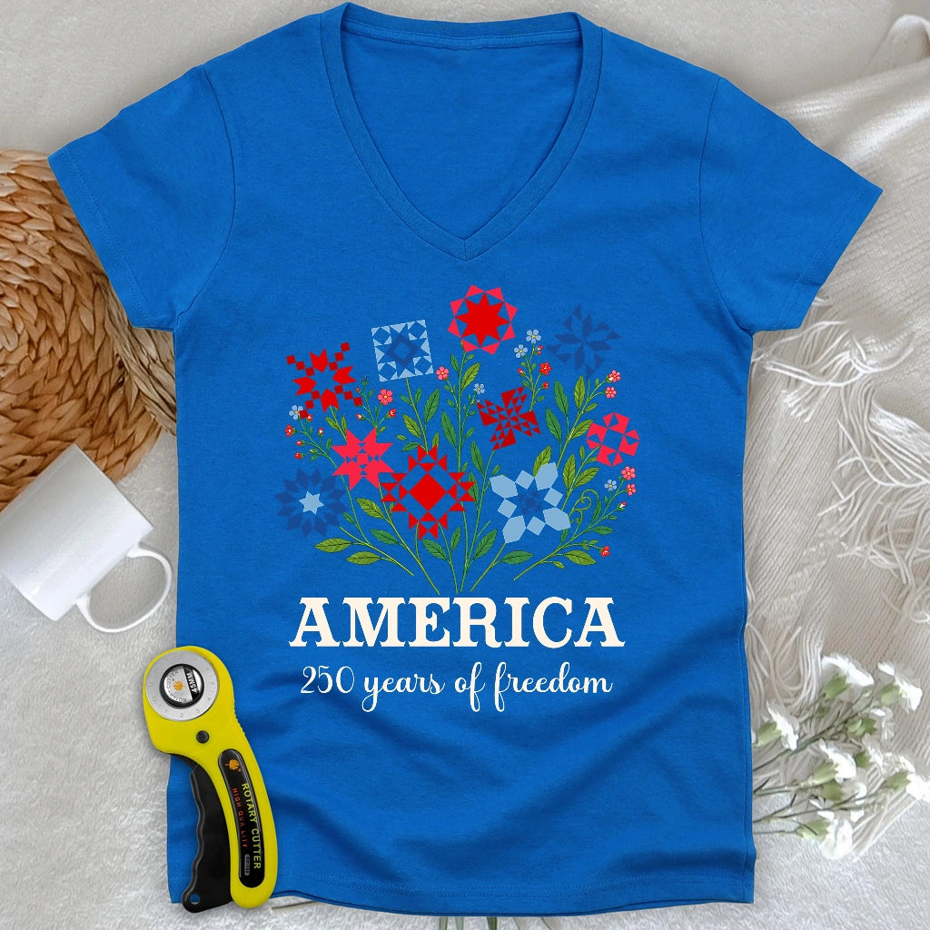 Americana Quilt Blooms Lady V-neck