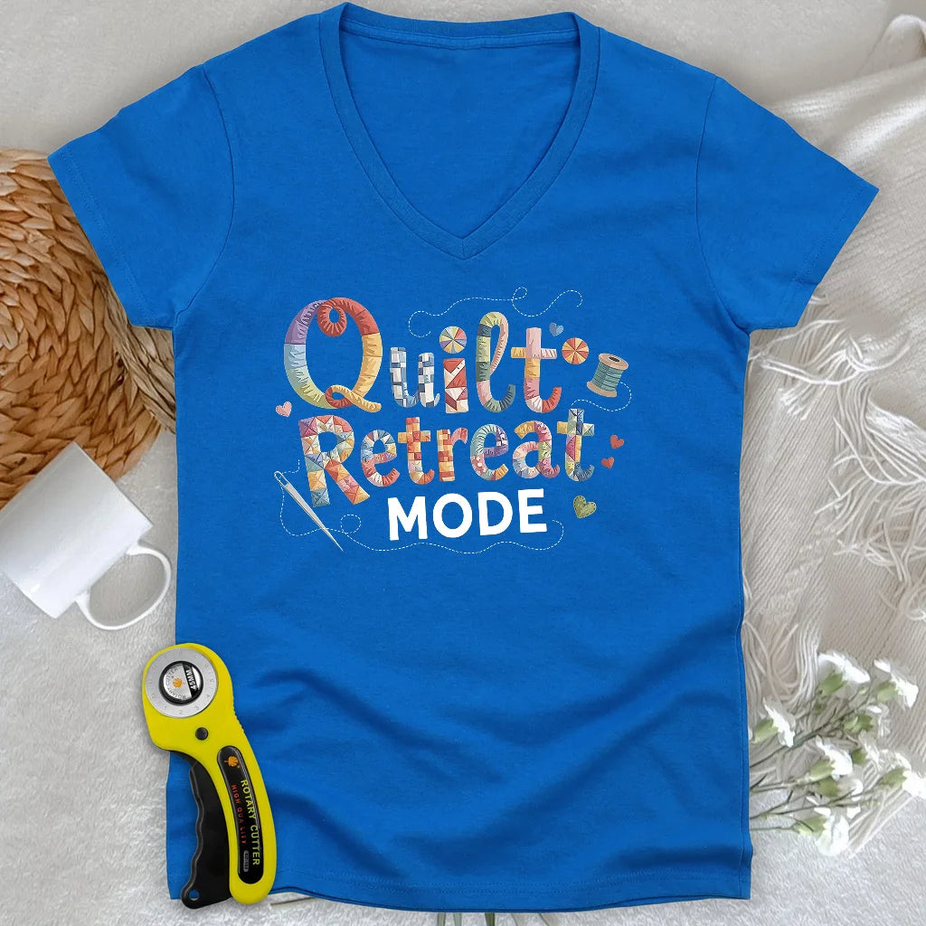 Quilt Retreat Mode Lady V-neck