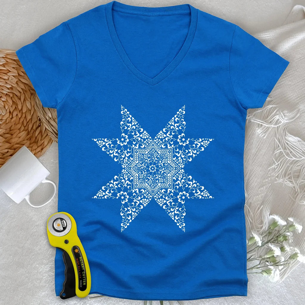 Quilting Mandala Lady V-neck