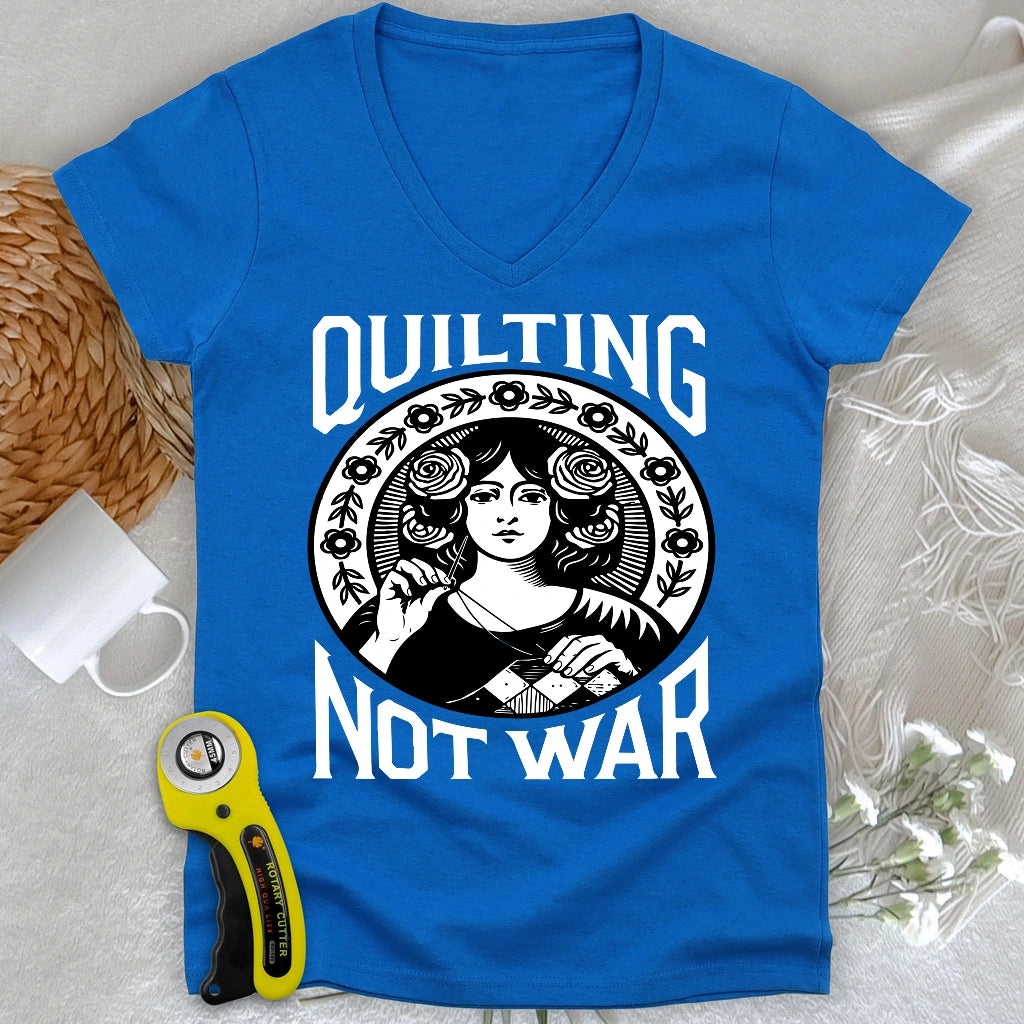 T-shirt col V Femme Matelassage Pas la Guerre