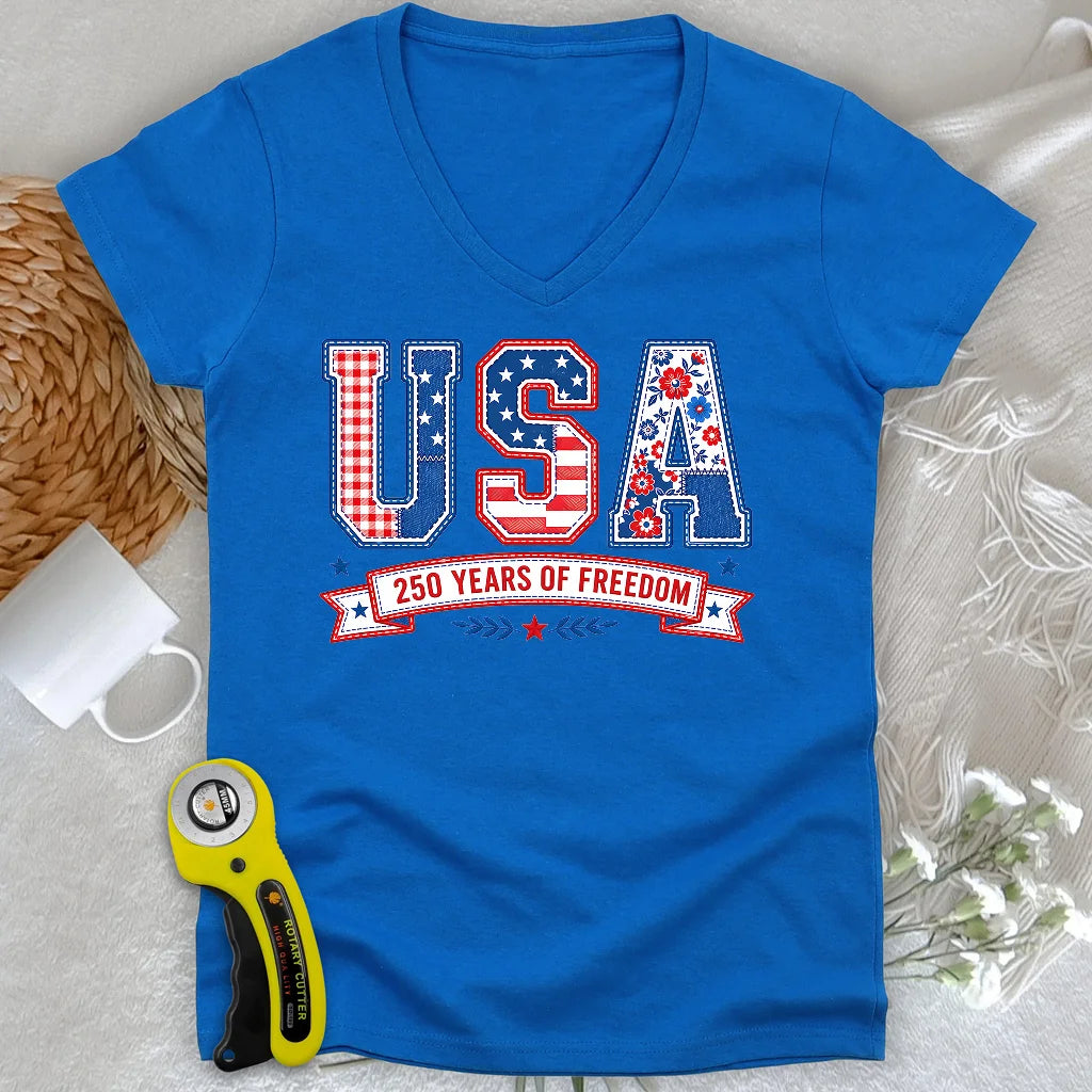 USA Patchwork Freedom Lady V-neck