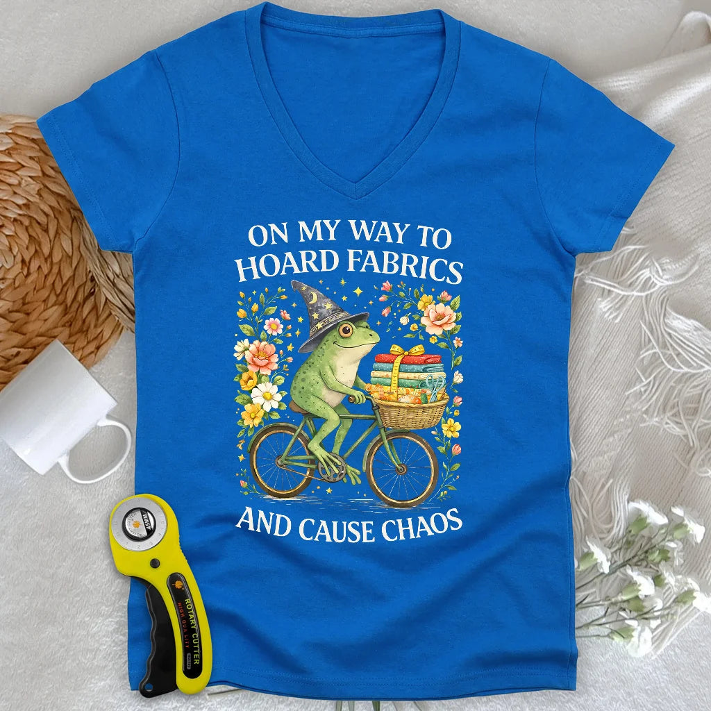 Way To Hoard Fabric Lady V-neck