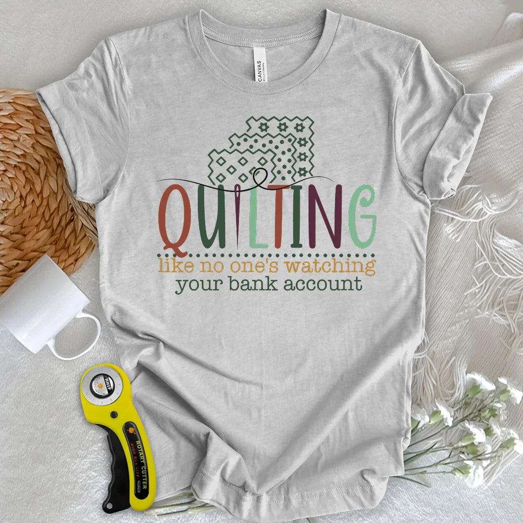 Bankkonto? Ich kaufte Stoff-T-Shirt