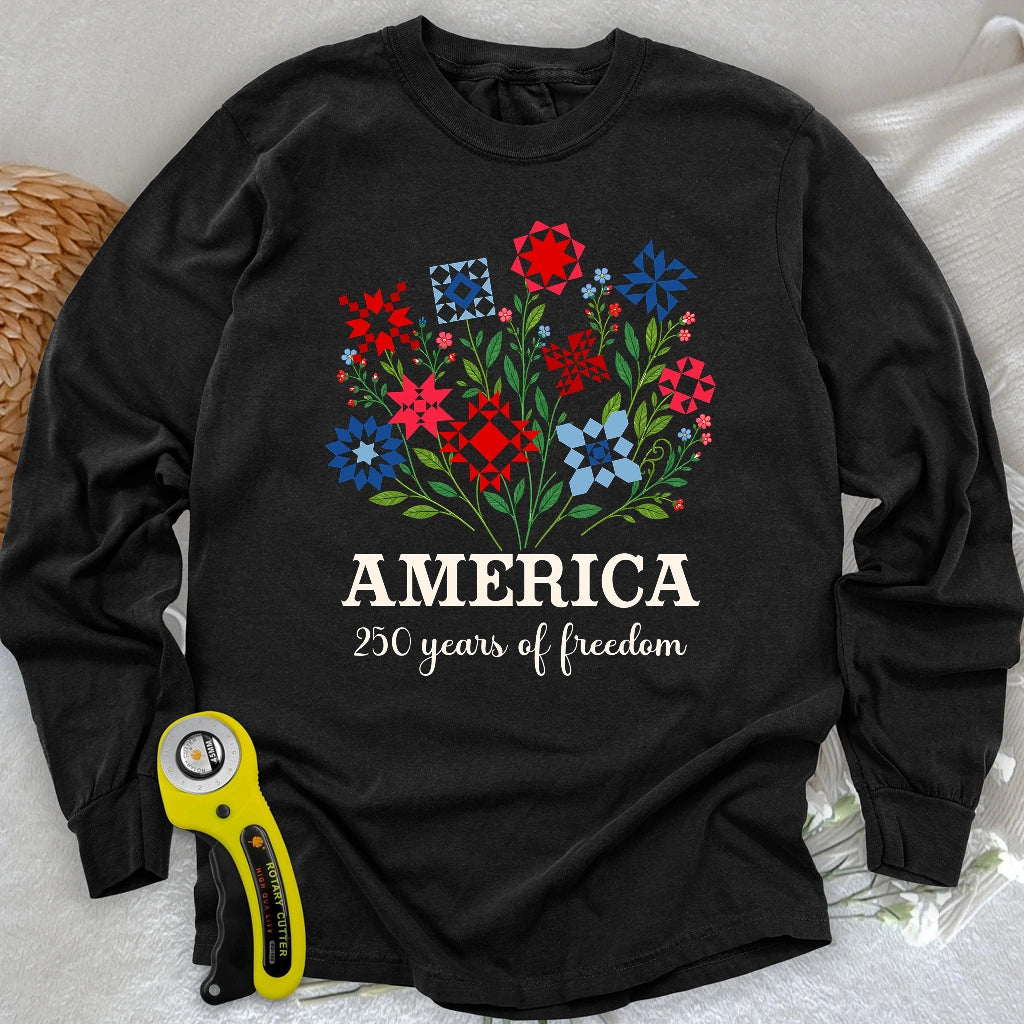 Americana Quilt Blooms Long Sleeve T-shirt