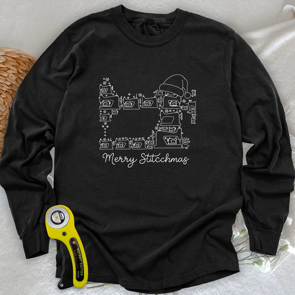 Langarm-T-Shirt mit Merry Stitchmas-Aufdruck