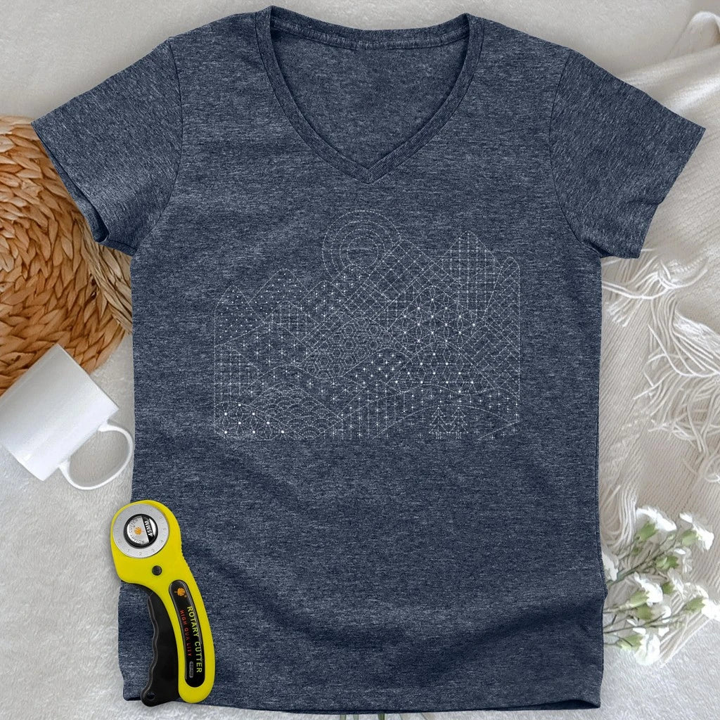 Sashiko Moutain Lady V-neck