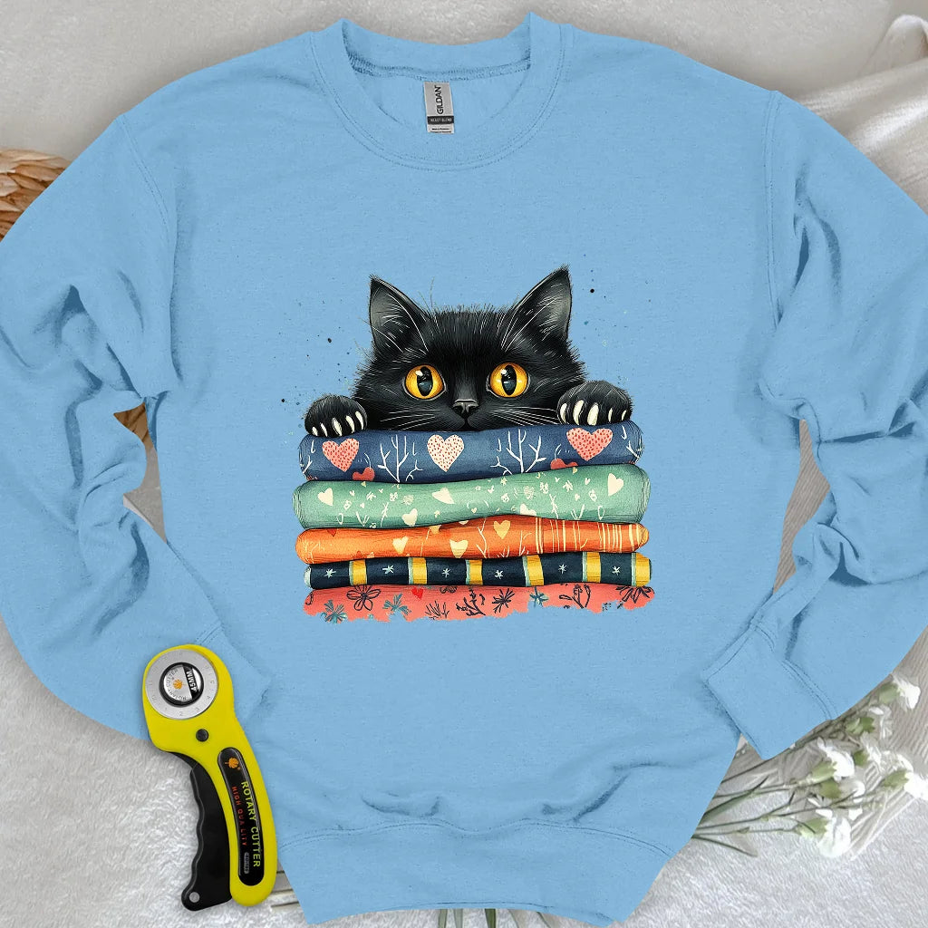 Katze auf dem Stoff-Sweatshirt