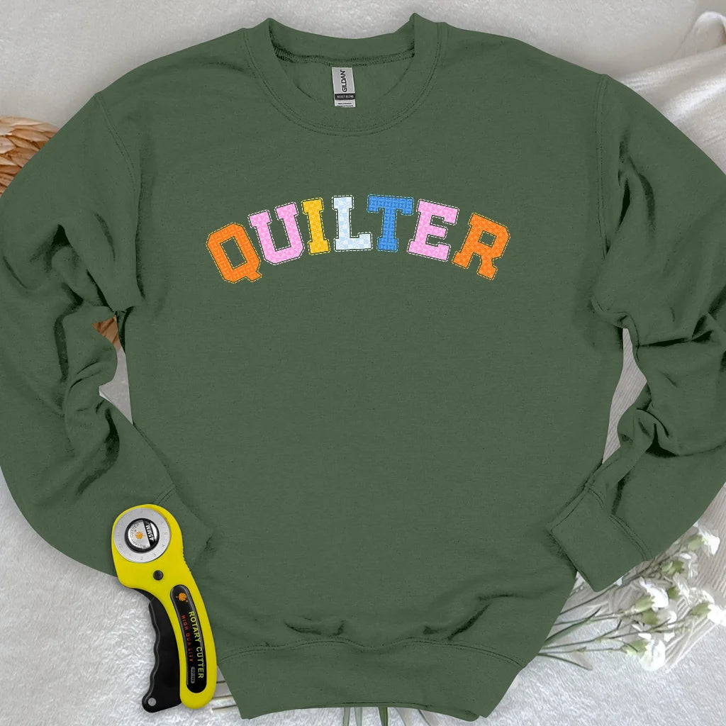 Sweat-shirt matelassé avec patchs