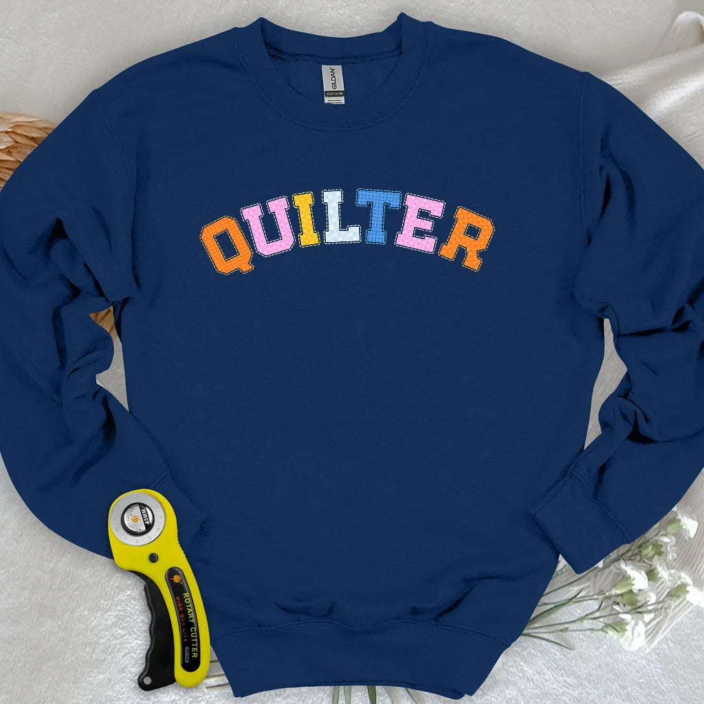 Sweat-shirt matelassé avec patchs