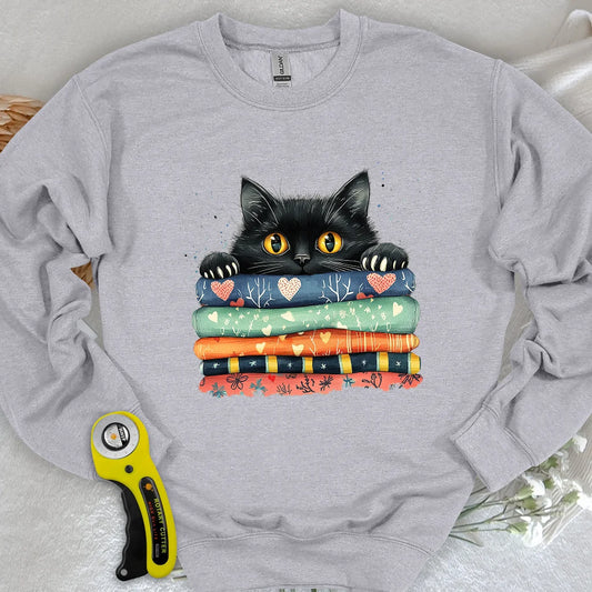 Katze auf dem Stoff-Sweatshirt