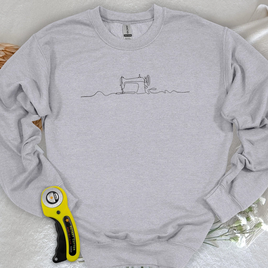 Minimalistisches Nähmaschinen-Sweatshirt