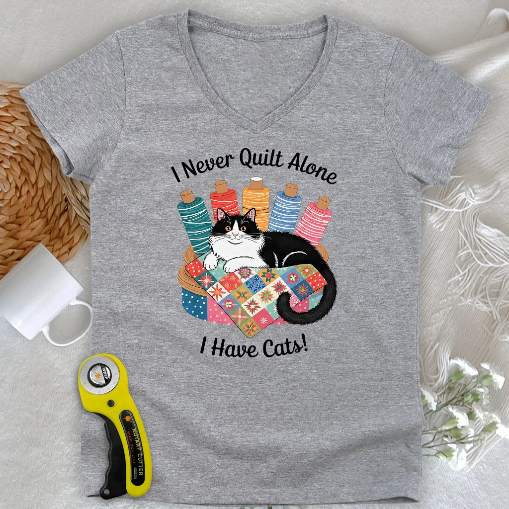 Quiet Companions Femme col en V