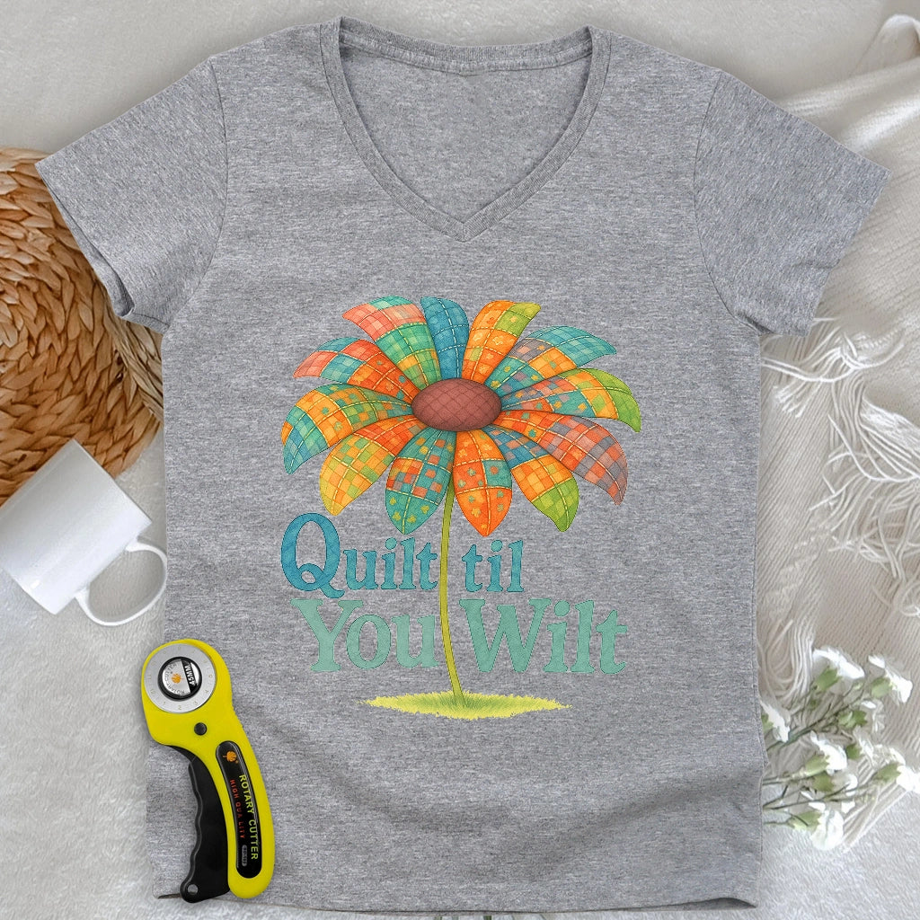 Quilt Wilt V-neck