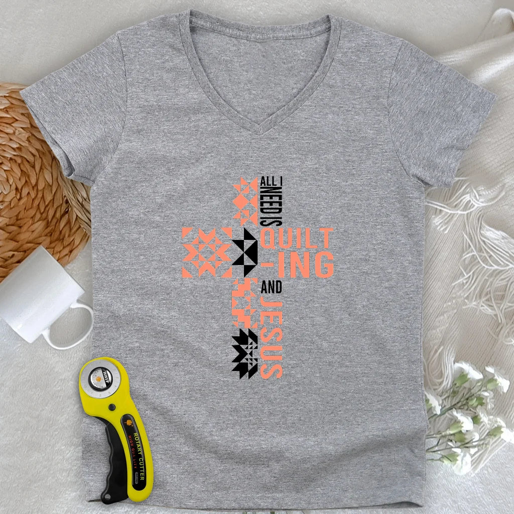 T-shirt col en V « Quilting et Jésus » pour femme