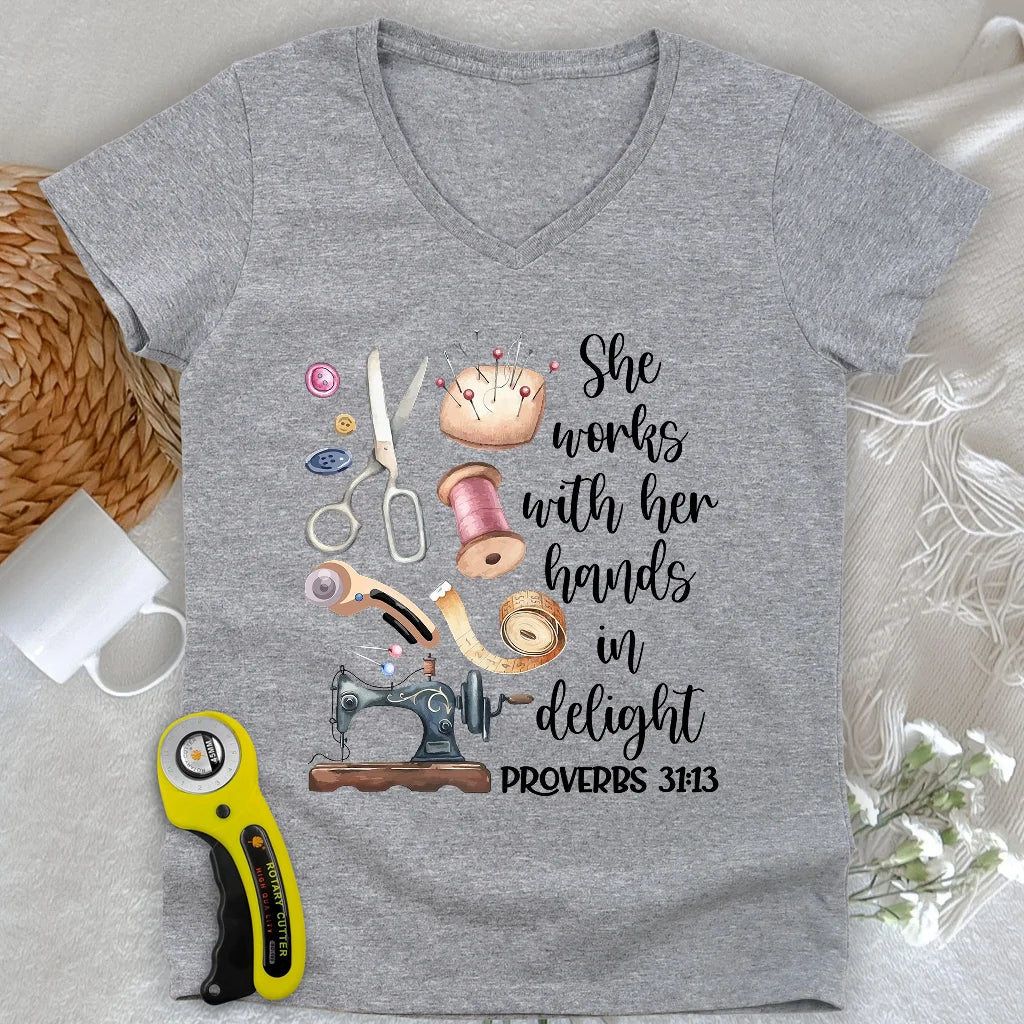 Work In Delight V-neck