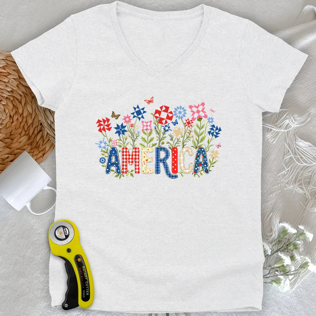 Appliqué America Lady V-neck