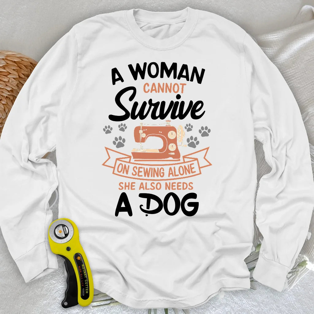 T-shirt à manches longues « Je ne peux pas coudre sans mon chien »
