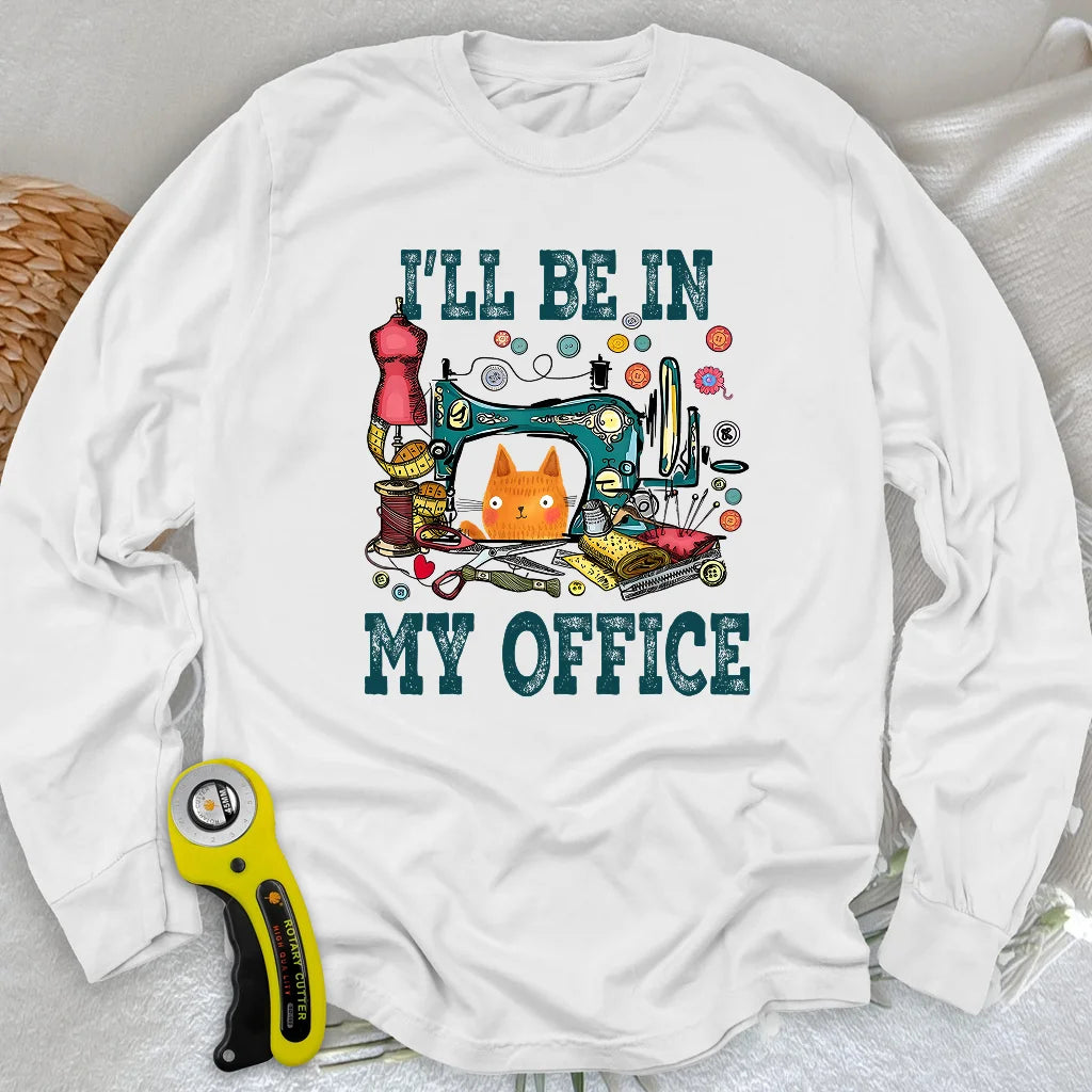 Ich bin in meinem Büro Langarm-T-Shirt