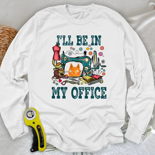 Ich bin in meinem Büro Langarm-T-Shirt