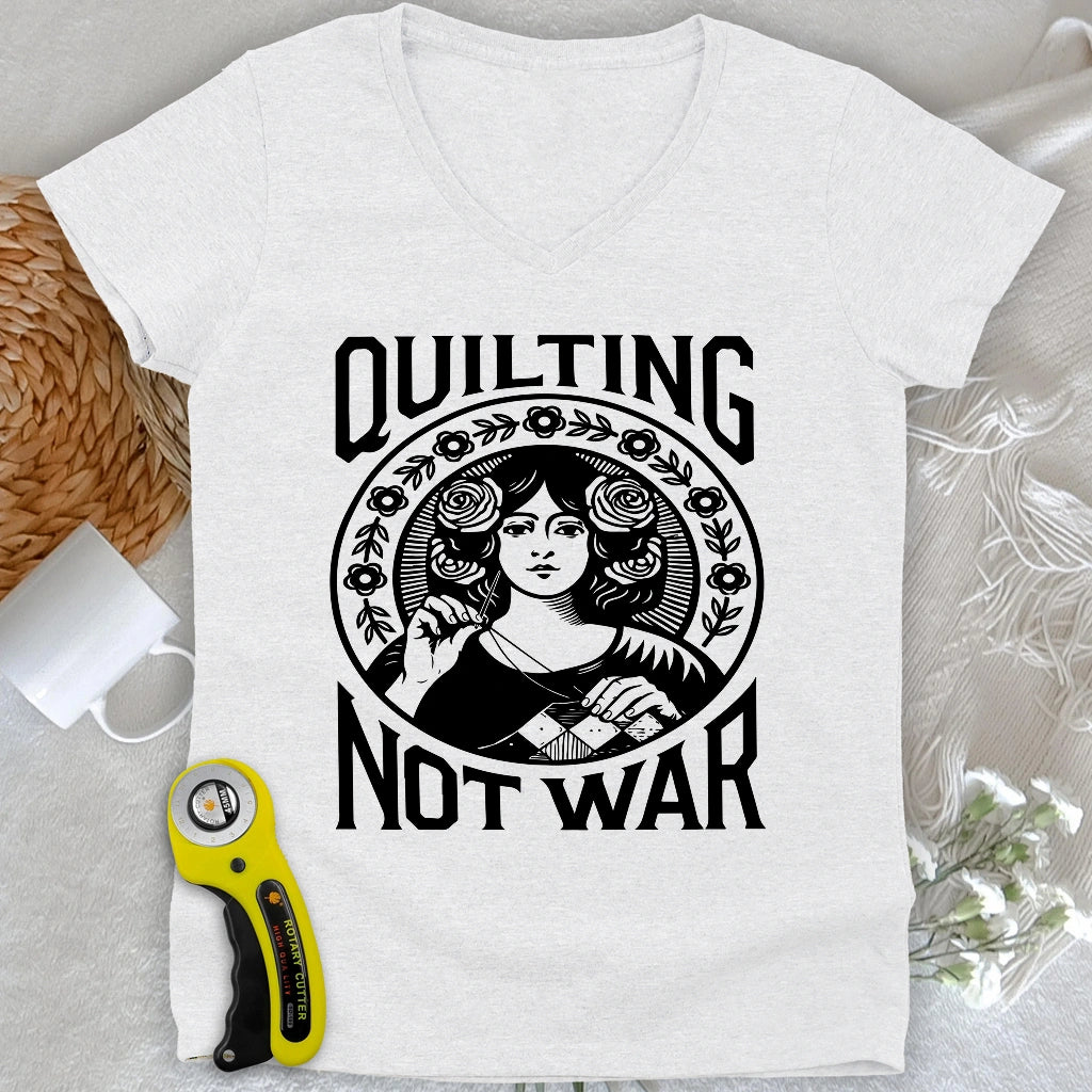 T-shirt col V Femme Matelassage Pas la Guerre