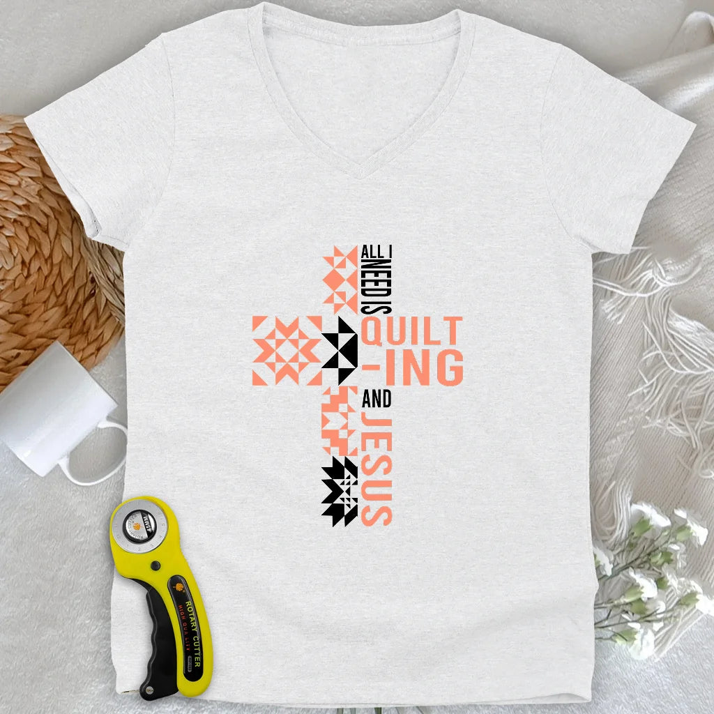T-shirt col en V « Quilting et Jésus » pour femme