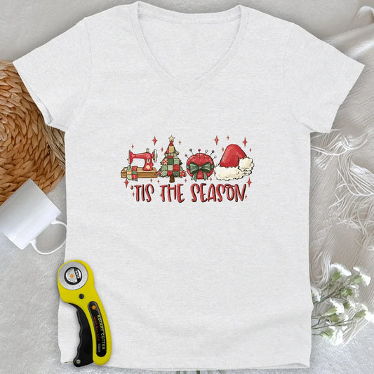 'Tis the season Lady V-neck